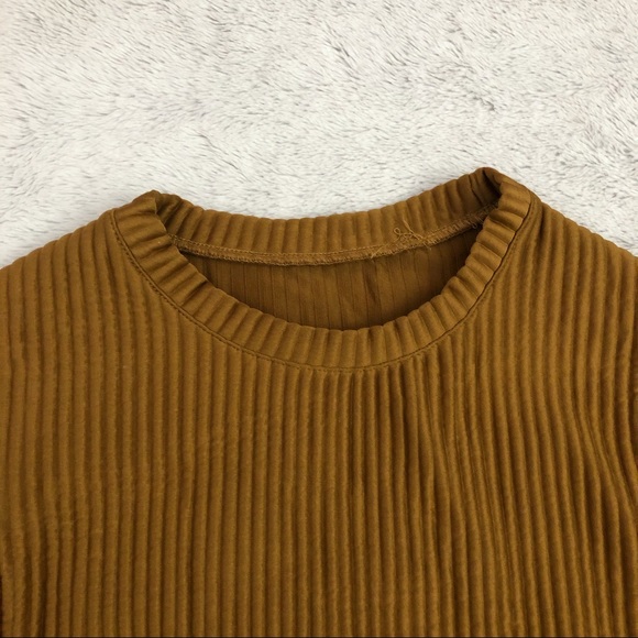 Camel Lantern Sleeve Ribbed Sweatshirt - Picture 3 of 8